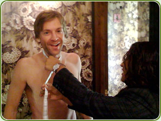 I only came to be measured up, not strangled!